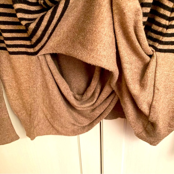 Striped Sweater - Picture 4 of 7